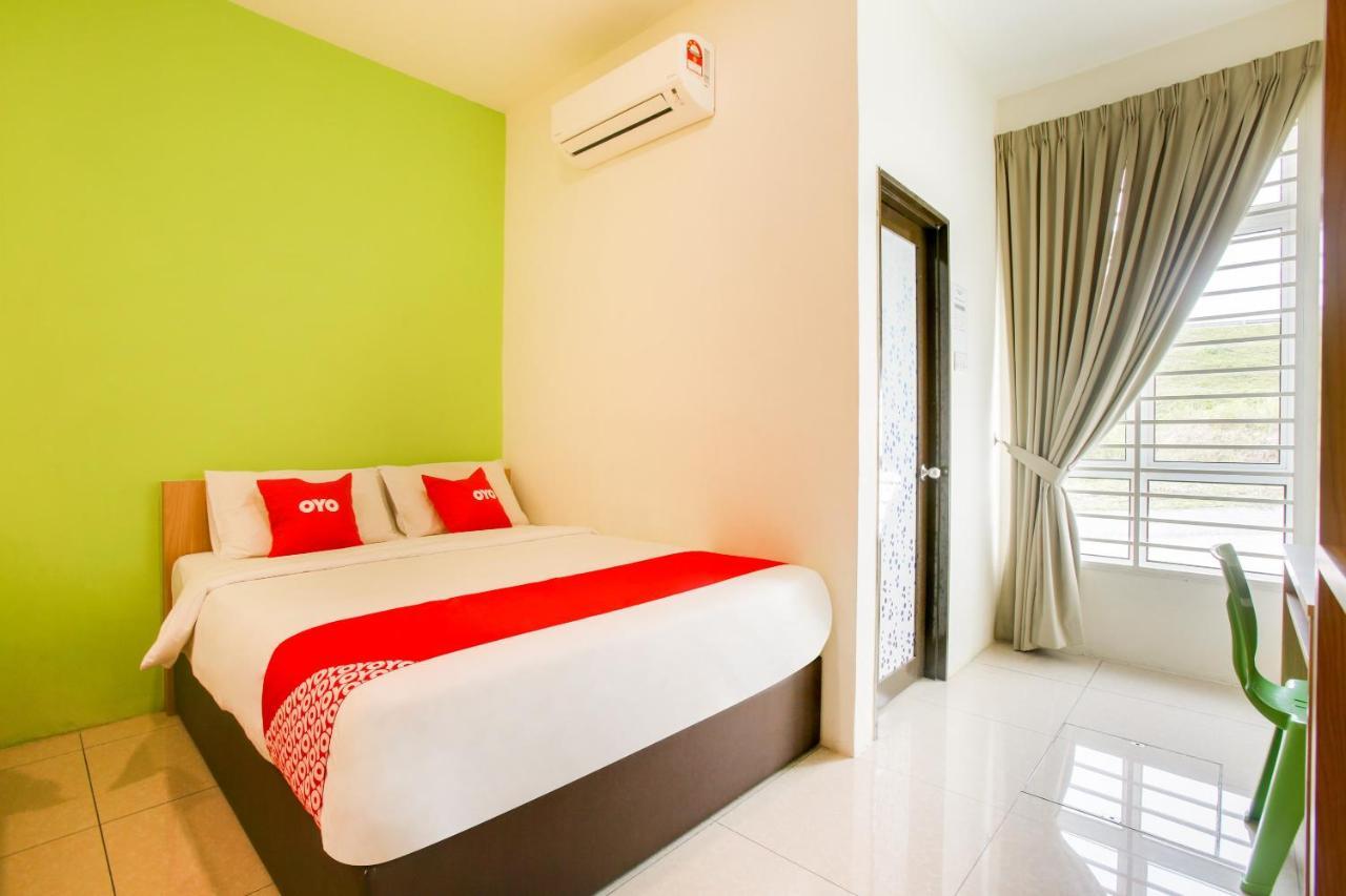Oyo 89677 Sunflower Hotel Seremban Exterior foto