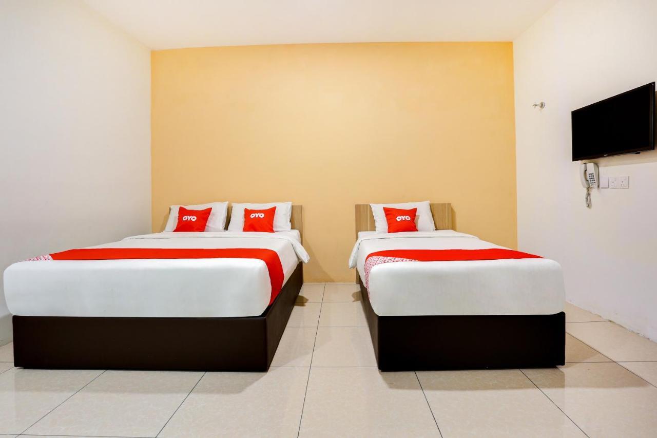 Oyo 89677 Sunflower Hotel Seremban Exterior foto